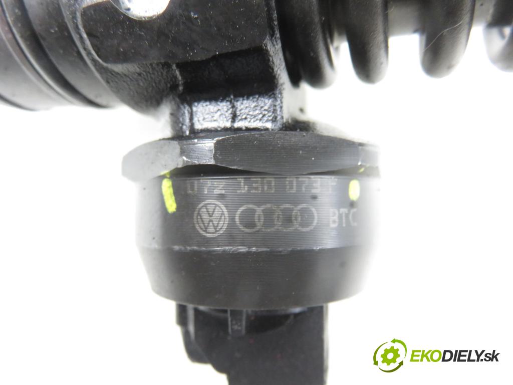 VW TRANSPORTER V Skrzynia (7HA, 7HH, 7EA, 7EH) FURGON 2006 96,00 2.5 TDI - AXD 2461,00 Vstrekovač 07Z130073F ; 0414720210 (Vstrekovač paliva)