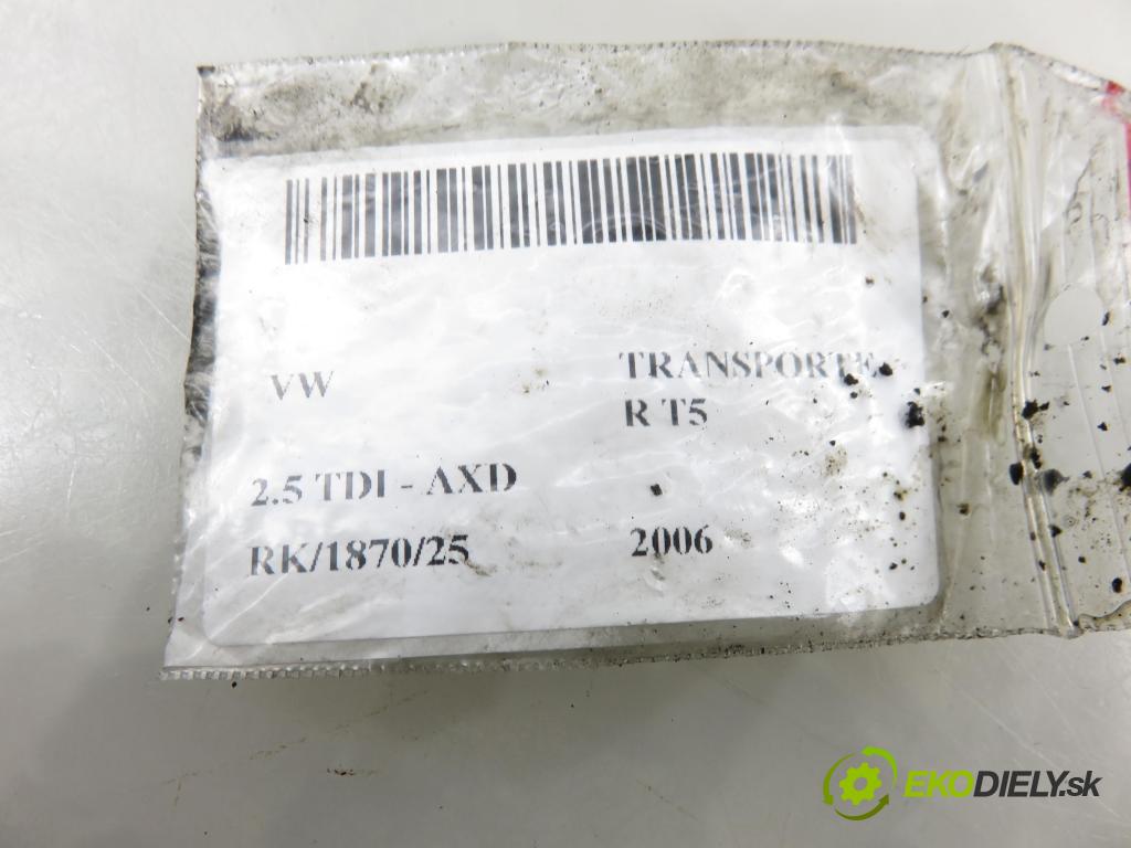 VW TRANSPORTER V Skrzynia (7HA, 7HH, 7EA, 7EH) FURGON 2006 96,00 2.5 TDI - AXD 2461,00 Vstrekovač 07Z130073F ; 0414720210 (Vstrekovač paliva)