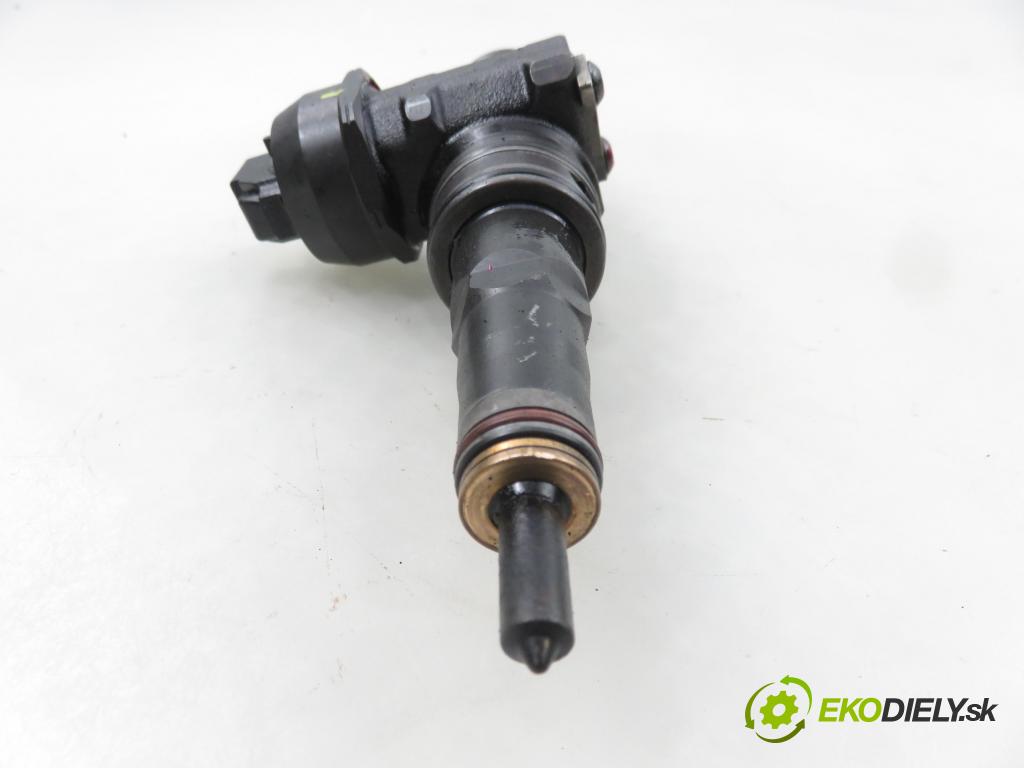 VW TRANSPORTER V Skrzynia (7HA, 7HH, 7EA, 7EH) FURGON 2006 96,00 2.5 TDI - AXD 2461,00 vstříkovač 07Z130073F ; 0414720210 (Vstřikovač paliva)