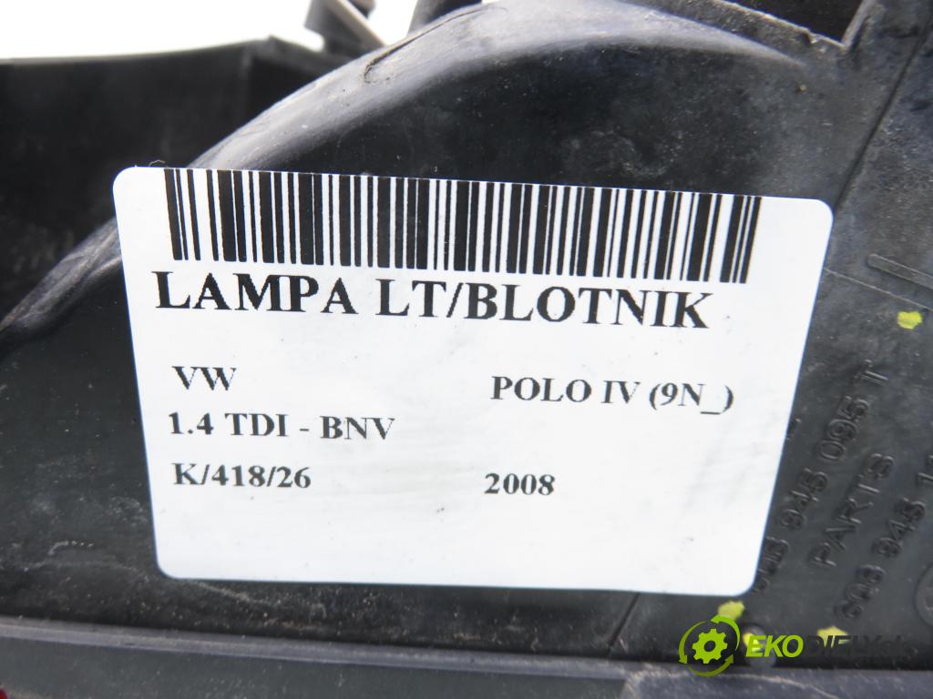 VW POLO (9N_) HB 2008 59,00 1.4 TDI - BNV 1422,00 světlo levé zadní 6Q6945095T ; 6Q6945111F