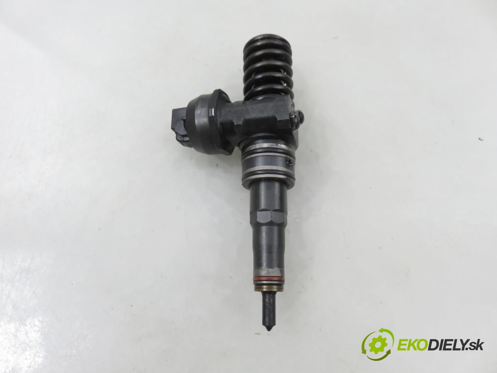 VW POLO (9N_) HB 2008 59,00 1.4 TDI - BNV 1422,00 vstříkovač 038130073BP ; 0414720314 (Vstřikovač paliva)