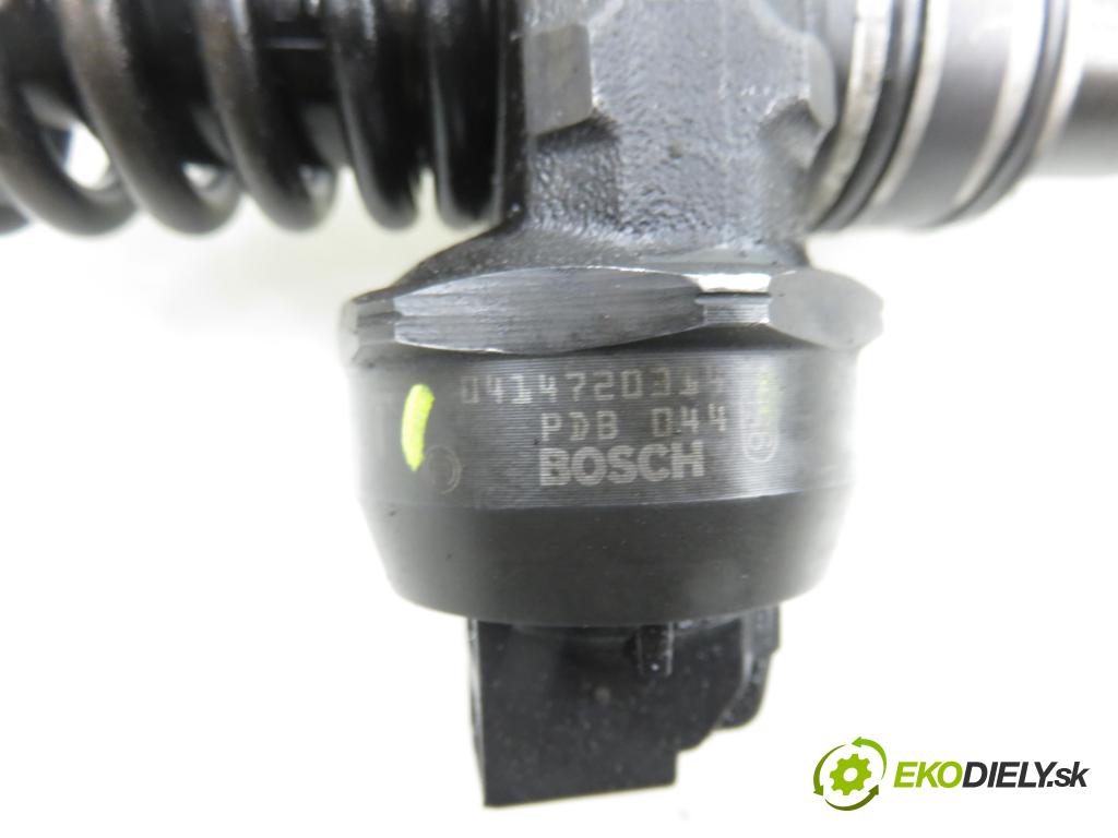 VW POLO (9N_) HB 2008 59,00 1.4 TDI - BNV 1422,00 Vstrekovač 038130073BP ; 0414720314 (Vstrekovač paliva)