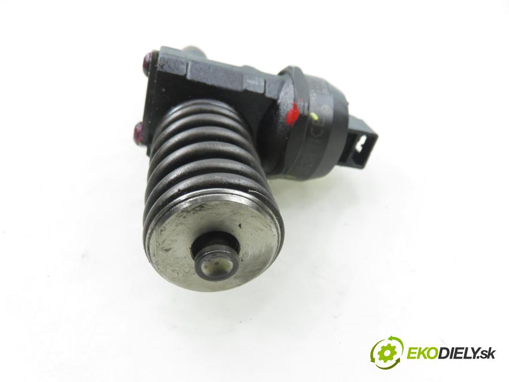 VW TRANSPORTER V Skrzynia (7HA, 7HH, 7EA, 7EH) FURGON 2006 96,00 2.5 TDI - AXD 2461,00 vstříkovač 07Z130073F ; 0414720210 (Vstřikovač paliva)