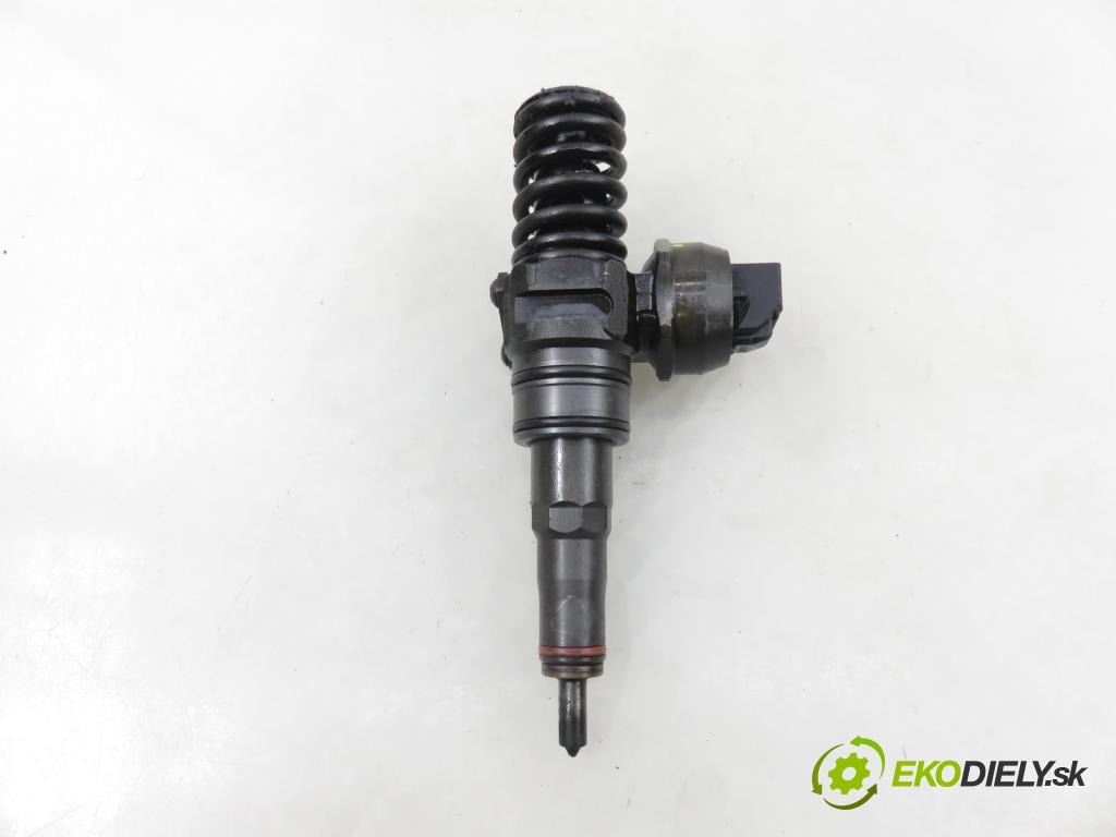 VW POLO (9N_) HB 2008 59,00 1.4 TDI - BNV 1422,00 vstříkovač 038130073BP ; 0414720314 (Vstřikovač paliva)