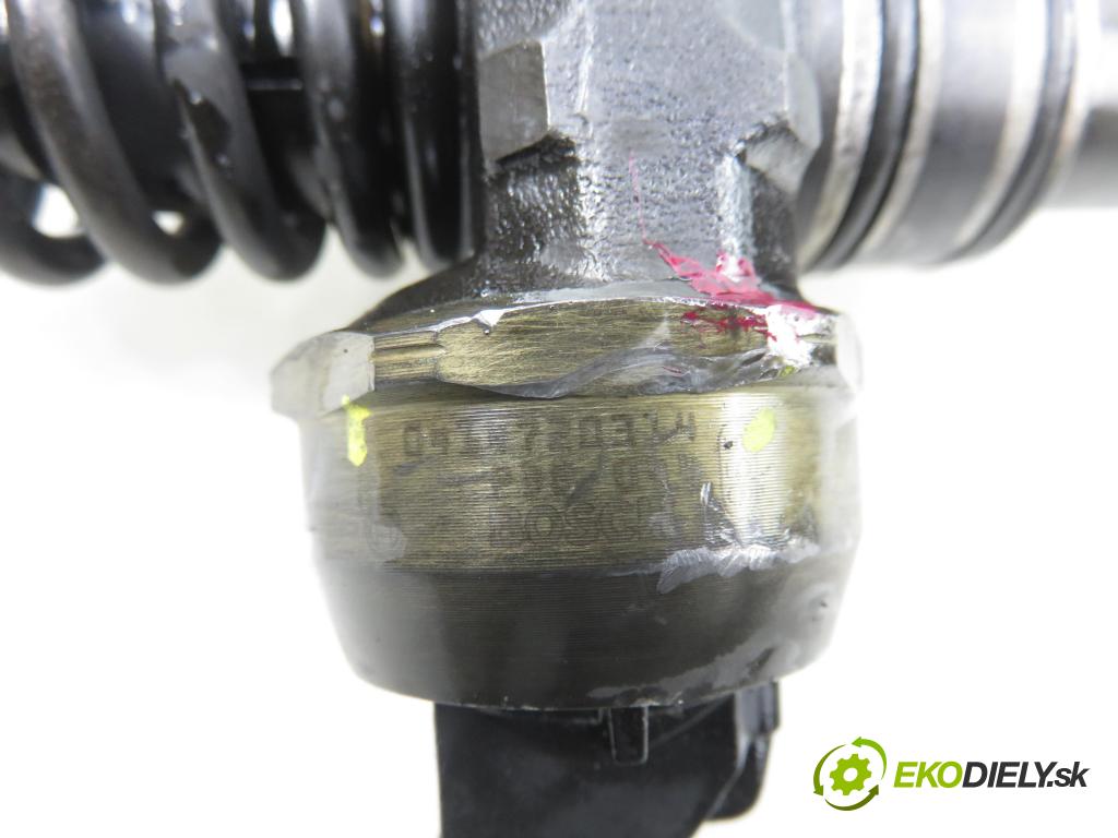 VW POLO (9N_) HB 2008 59,00 1.4 TDI - BNV 1422,00 vstříkovač 038130073BP ; 0414720314 (Vstřikovač paliva)