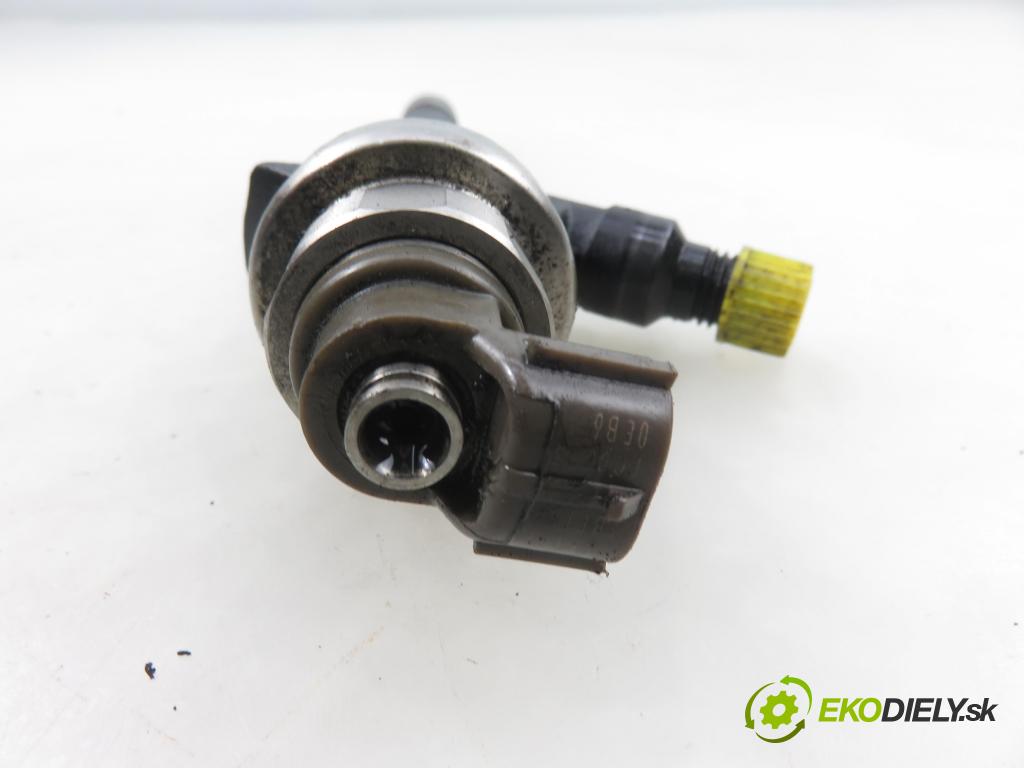 OPEL ZAFIRA B (A05) MINIVAN 2008 92,00 1.7 CDTI - A 17 DTR 1686,00 vstrekovač 8973762703 (Vstrekovač paliva)