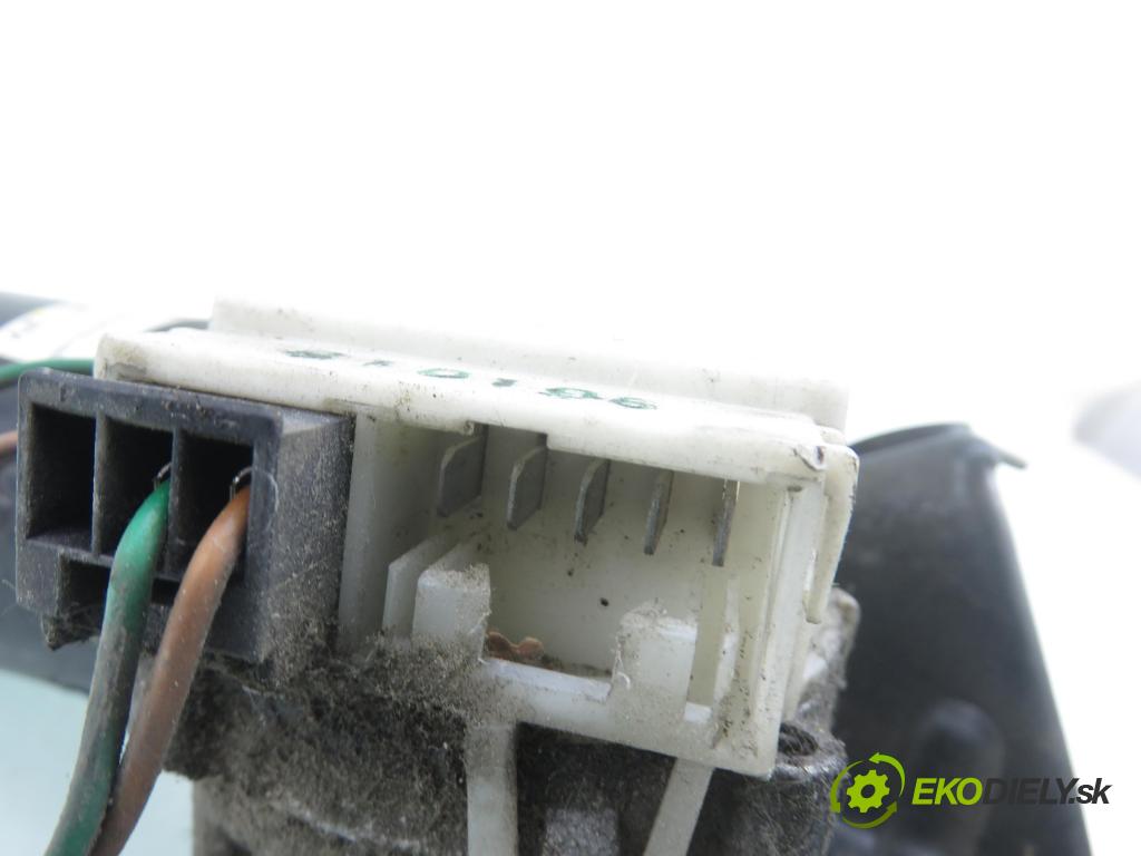 FIAT SEICENTO / 600 (187_) HB 2000 29,00 0.9 39 - 1170 A1.046 899,00 MECHANISMUS/ motorek stěračů TGE424C