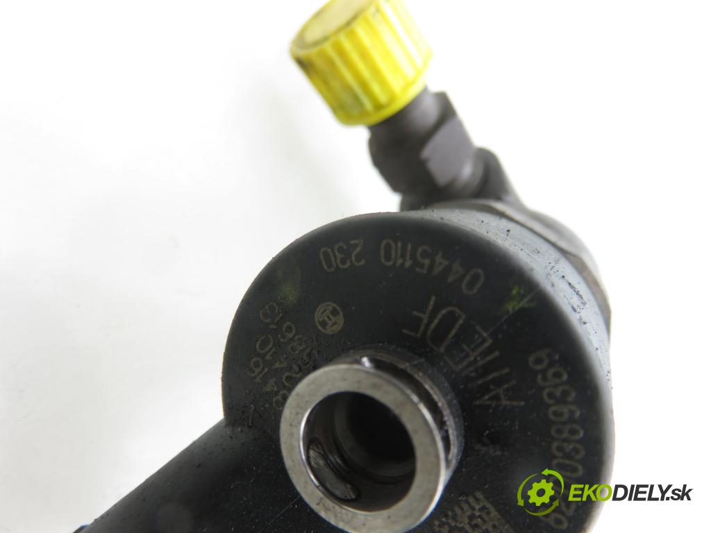 SUZUKI GRAND VITARA II (JT, TE, TD) SUV 2006 95,00 1.9 DDiS 129 4x4 - F9Q 264 1870,00 vstrekovač 8200389369 ; 0445110230 (Vstrekovač paliva)