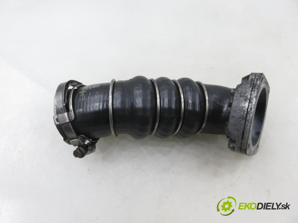 OPEL ZAFIRA B (A05) MINIVAN 2008 92,00 1.7 CDTI - A 17 DTR 1686,00 Rúra přívodu vzduchu 13249021