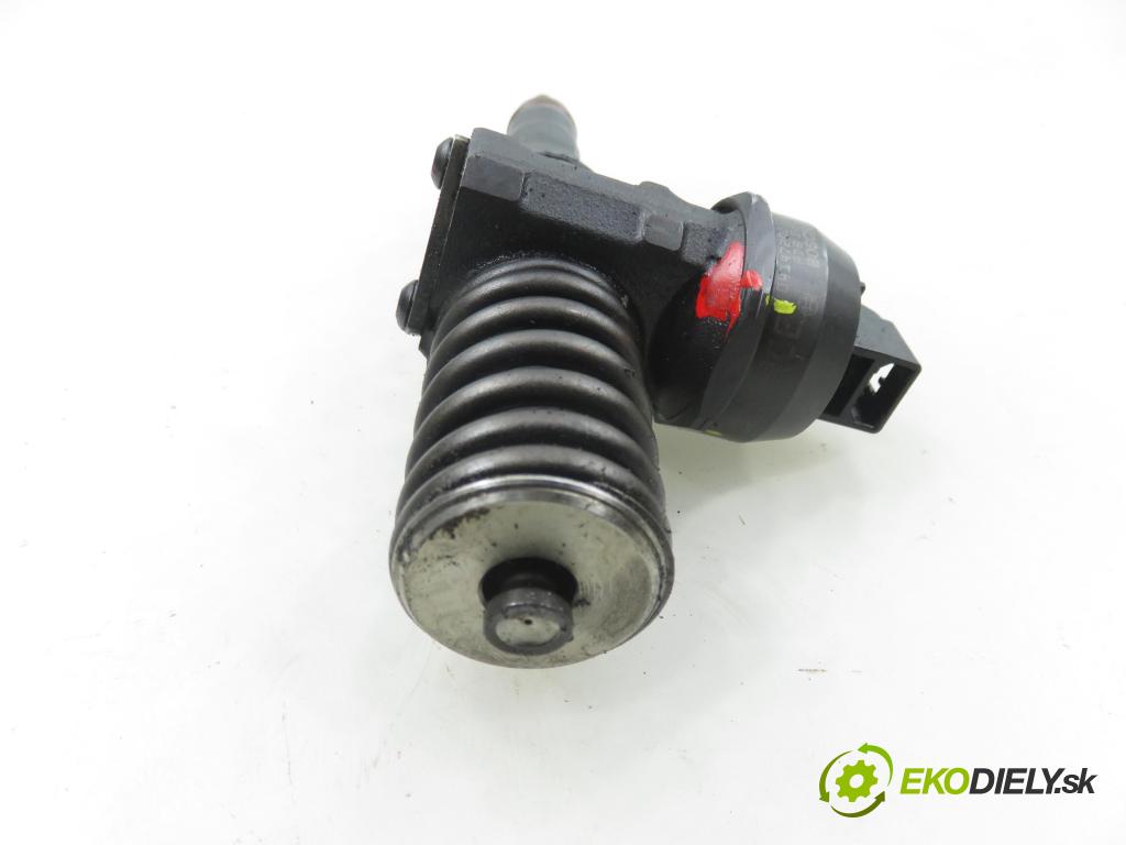 VW TRANSPORTER V Skrzynia (7HA, 7HH, 7EA, 7EH) FURGON 2006 96,00 2.5 TDI - AXD 2461,00 vstříkovač 07Z130073F ; 0414720210 (Vstřikovač paliva)