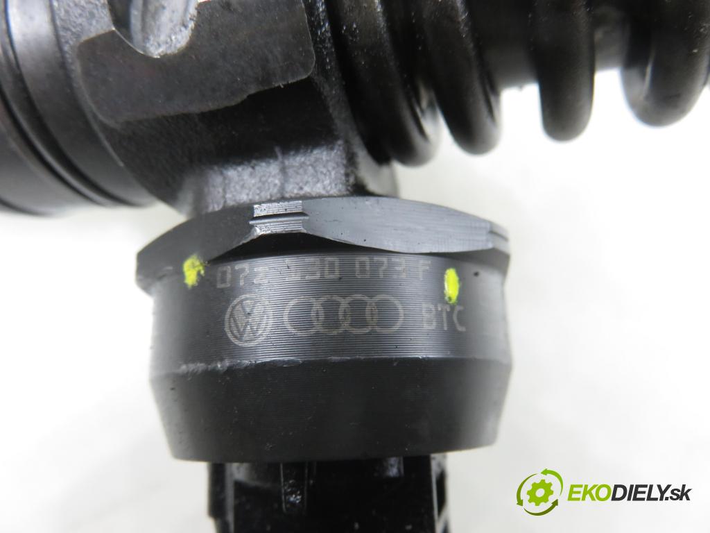 VW TRANSPORTER V Skrzynia (7HA, 7HH, 7EA, 7EH) FURGON 2006 96,00 2.5 TDI - AXD 2461,00 vstříkovač 07Z130073F ; 0414720210 (Vstřikovač paliva)