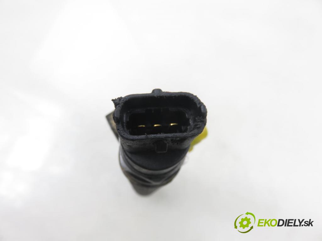 OPEL MOVANO Furgon (X70) FURGON 2005 84,00 2.5 DTI - G9U 724 2464,00 Lišta vstrekovacia 0445214042 ; 8200347593 ; 0281002568 (Vstrekovacia lišta)