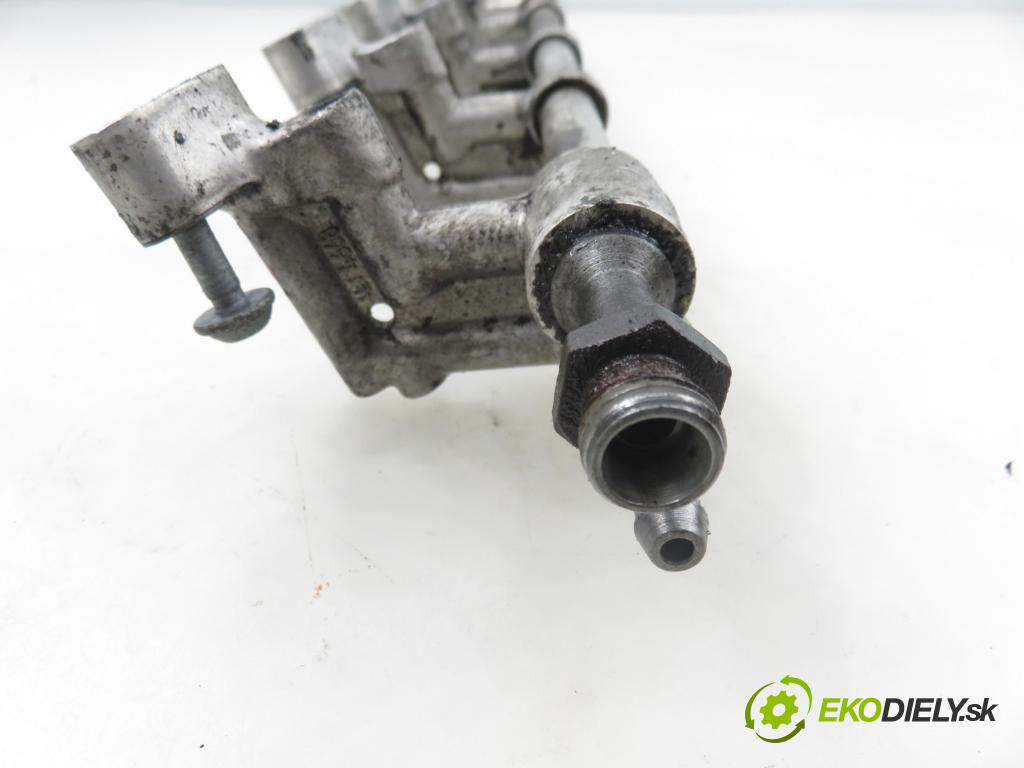 VW TRANSPORTER V Skrzynia (7HA, 7HH, 7EA, 7EH) FURGON 2006 96,00 2.5 TDI - AXD 2461,00 Lišta vstrekovacia 070133317C (Vstrekovacia lišta)