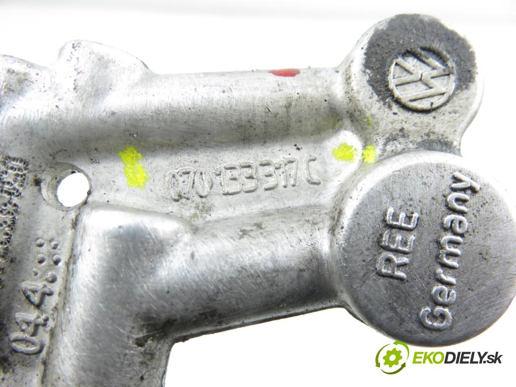 VW TRANSPORTER V Skrzynia (7HA, 7HH, 7EA, 7EH) FURGON 2006 96,00 2.5 TDI - AXD 2461,00 Lišta vstrekovacia 070133317C (Vstrekovacia lišta)