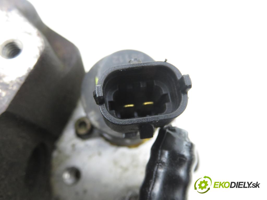 FORD FOCUS II (DA_, HCP) HB 2005 80,00 1.6 TDCi - G8DD 1560,00 pumpa vysokého TLAK: 0445010089 ; 9651844380 ; 0928400575