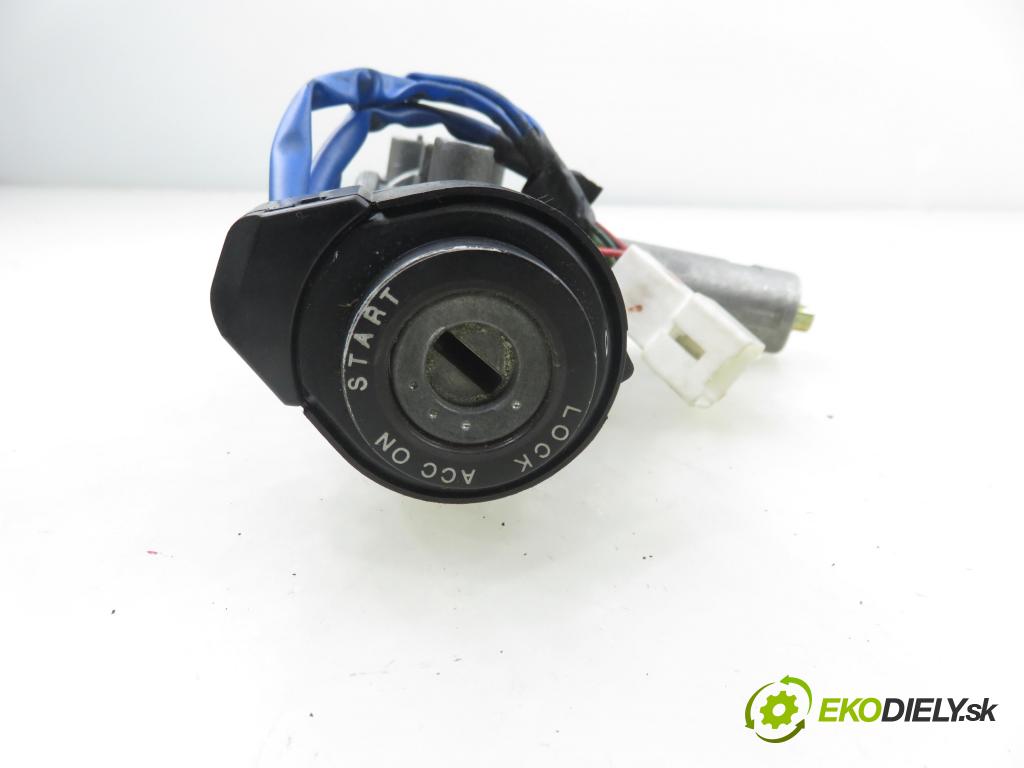 KIA SORENTO I (JC) SUV 2004 103,00 2.5 CRDi 140 - D4CB 2497,00 spinačka  (Spínacia skrinka)