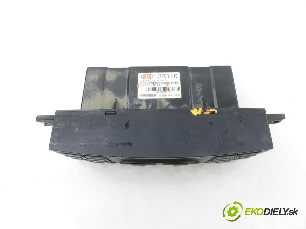 KIA SORENTO I (JC) SUV 2004 103,00 2.5 CRDi 140 - D4CB 2497,00 Panel kúrenia KLIMATRONIK 972503E110