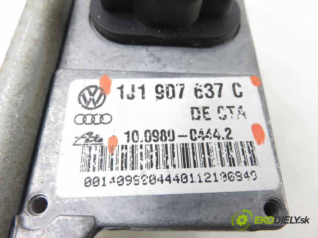 SKODA OCTAVIA I Combi (1U5) KOMBI 2003 66,00 1.9 TDI 90 - ALH 1896,00 snímač ESP 1J1907637C ; 10098004442