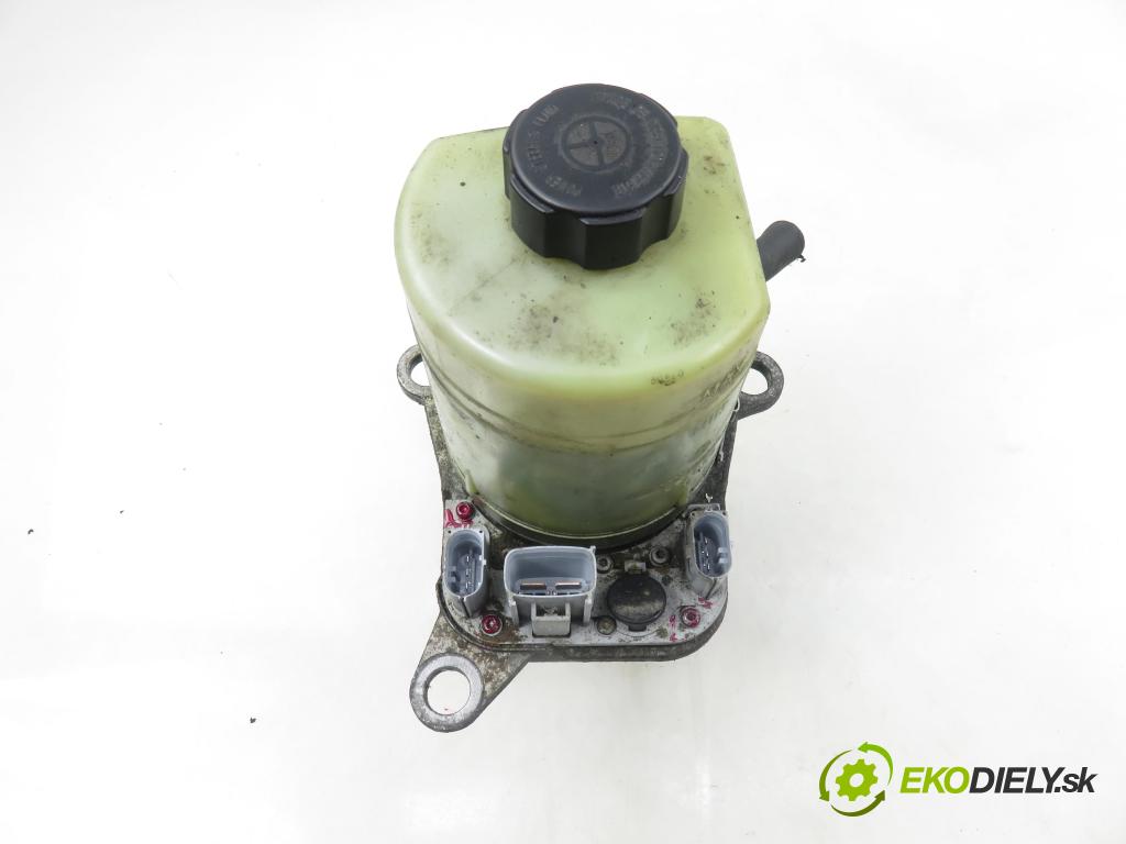 FORD FOCUS II Turnier (DA_, FFS, DS) KOMBI 2005 66,00 1.6 TDCI 90 1560,00 pumpa servočerpadlo HYD-EL. 4M513K514CF