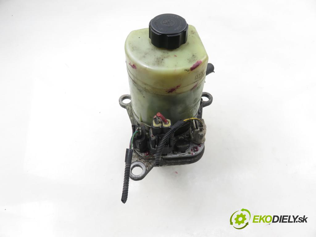 FORD FOCUS II Turnier (DA_, FFS, DS) KOMBI 2005 66,00 1.6 TDCI 90 1560,00 pumpa servočerpadlo HYD-EL. 4M513K514CF