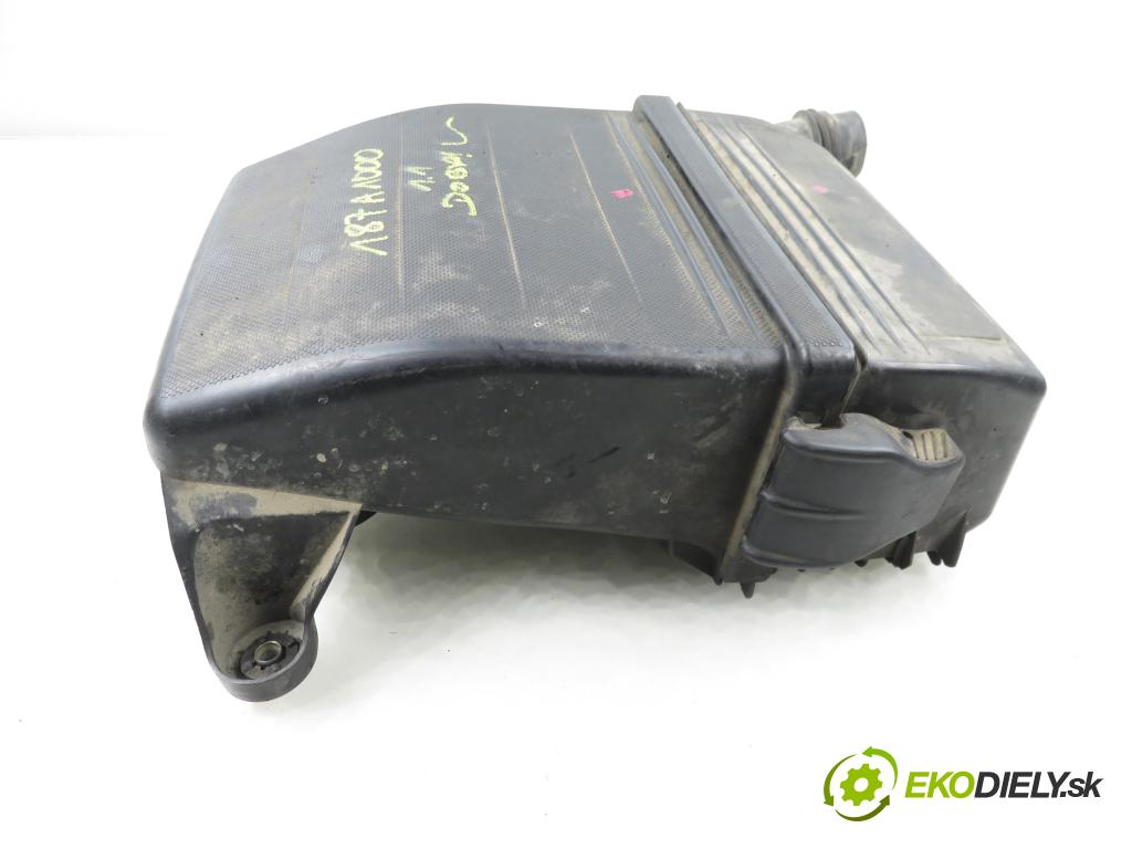 FIAT PANDA (169_) HB 2003 40,00 1.1 54 - 187 A1.000 1108,00 obal filtra vzduchu 46800166 (Kryt vzduchového filtru)