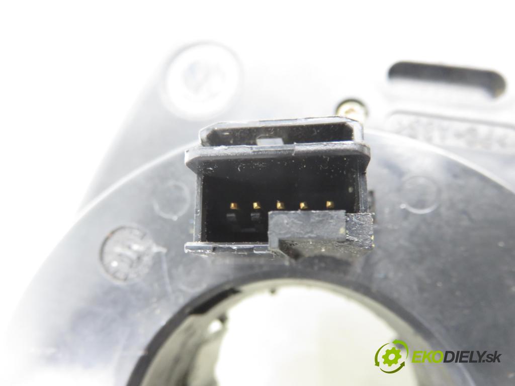 SKODA OCTAVIA I Combi (1U5) KOMBI 2003 66,00 1.9 TDI 90 - ALH 1896,00 PÁSKA: air BAG 1J0959654AC