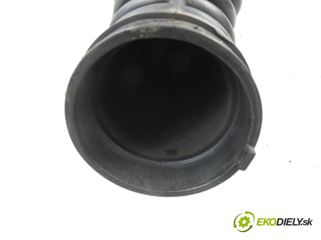 CHEVROLET CAPTIVA (C100, C140) SUV 2007 110,00 2.0 D 4WD 1991,00 Rúra přívodu vzduchu 96628984 ; 96628960 ; 96440472