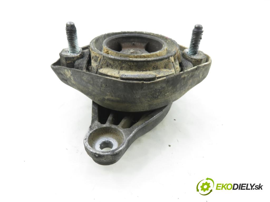 AUDI A4 (8E2, B6) SEDAN 2003 132,00 2.5 TDI V6 180 quattro - AKE 2496,00 Uchytenie prevodovky 8E0399115B