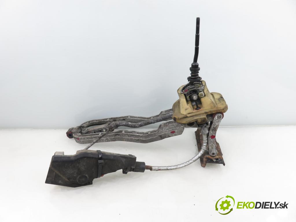 MERCEDES-BENZ KLASA C coupe (CL203) COUPE 2001 120,00 C 200 Kompressor (203.745) - M 111.955 1998,00 ZVEDÁK: 20326009