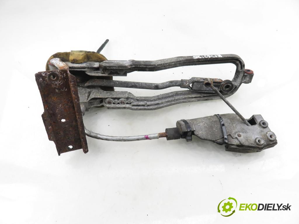 MERCEDES-BENZ KLASA C coupe (CL203) COUPE 2001 120,00 C 200 Kompressor (203.745) - M 111.955 1998,00 ZVEDÁK: 20326009