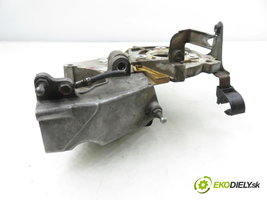 SUZUKI GRAND VITARA II (JT, TE, TD) SUV 2006 95,00 1.9 DDiS 129 4x4 - F9Q 264 1870,00 Uchytenie pumpy vstrekovacej 8200240204