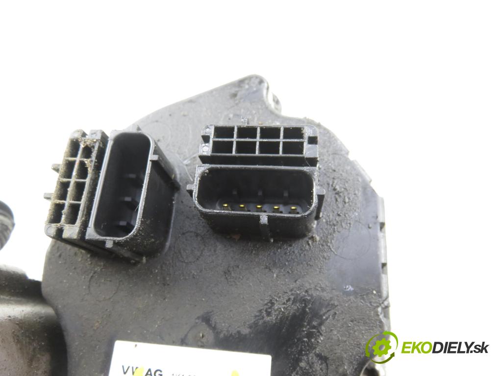 VW GOLF V (1K1) HB 2005 77,00 1.9 TDI - BXE 1896,00 řízení ZE posilovačem 1K1423051AS ; 1K1909144E ; 7805277140