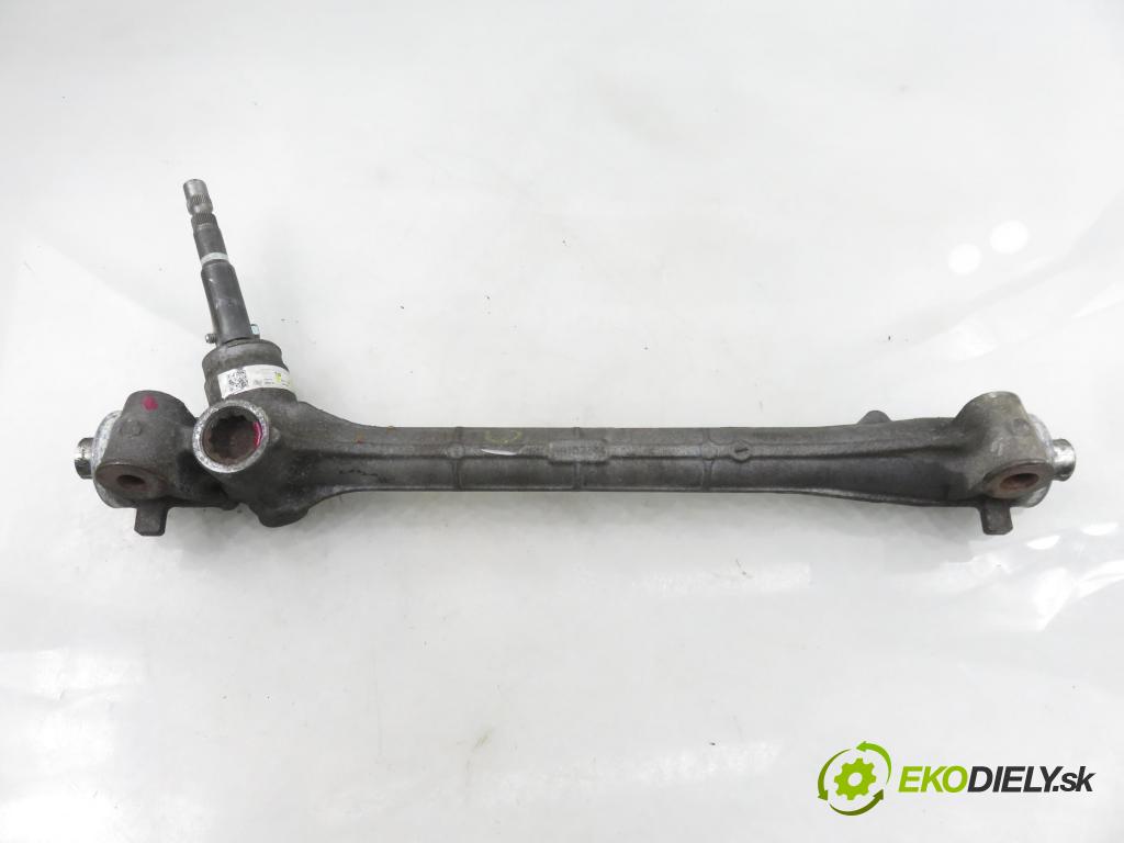 TOYOTA AURIS TOURING SPORTS (_E18_) KOMBI 2014 91,00 2.0 D-4D 124 (ADE186_) - 1AD-FTV 1998,00 řízení BEZ servočerpadlo 4551002330