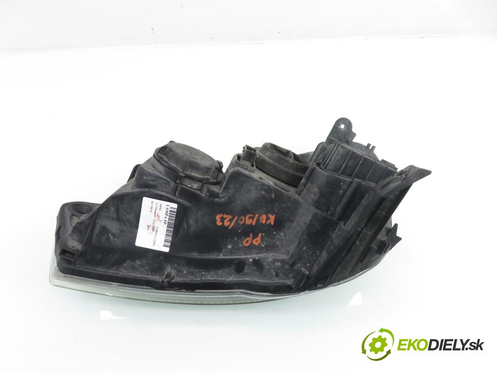 OPEL CORSA C (X01) HB 2004 59,00 1.2 16V Twinport 80 - Z 12 XEP 1229,00 Svetlo PP 0301172204