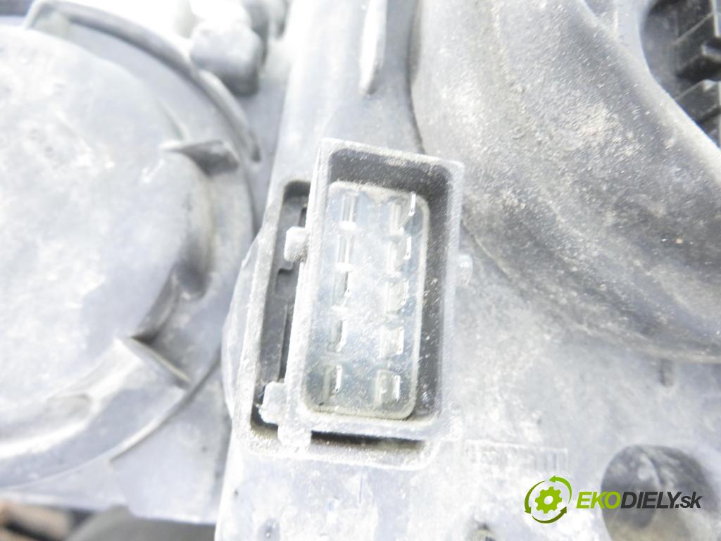 OPEL CORSA C (X01) HB 2004 59,00 1.2 16V Twinport 80 - Z 12 XEP 1229,00 Svetlo PP 0301172204