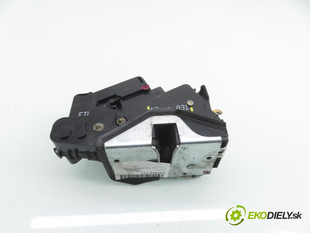 BMW 3 (E46) SEDAN 1999 77,00 316 i 105 - M43 B19 (194E1) 1895,00 zámok 8196031