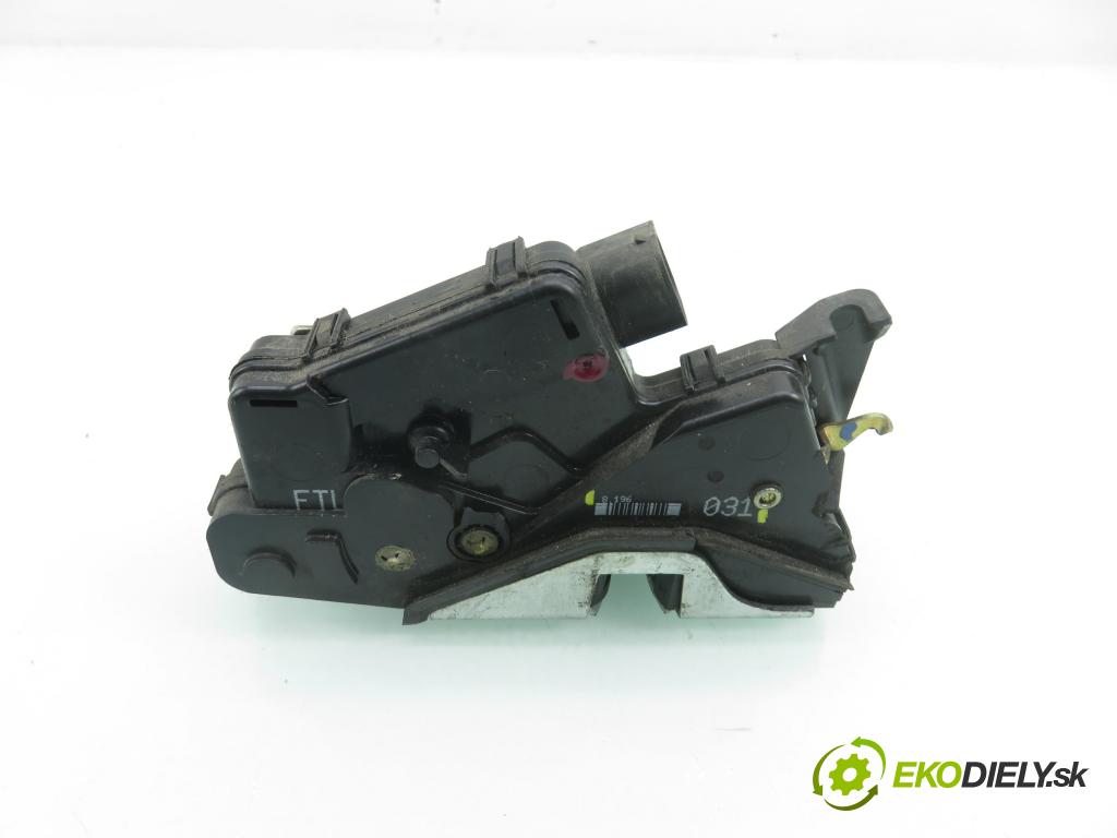 BMW 3 (E46) SEDAN 1999 77,00 316 i 105 - M43 B19 (194E1) 1895,00 zámok 8196031