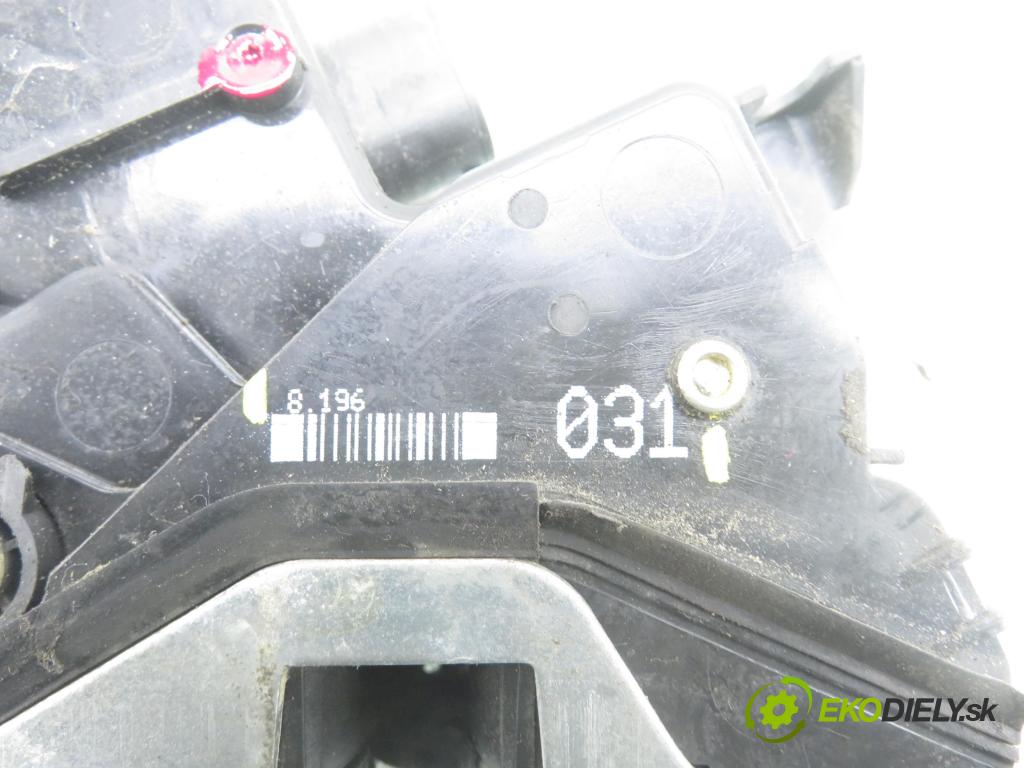 BMW 3 (E46) SEDAN 1999 77,00 316 i 105 - M43 B19 (194E1) 1895,00 zámok 8196031