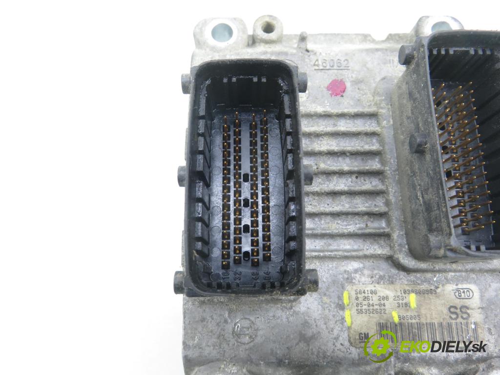 OPEL CORSA C (X01) HB 2004 59,00 1.2 16V Twinport 80 - Z 12 XEP 1229,00 Riadiaca jednotka Motor 0261208253 ; 55352622