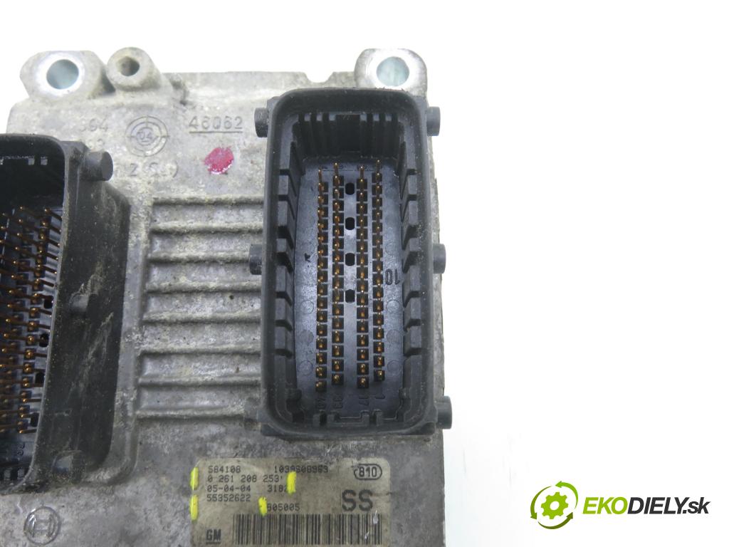 OPEL CORSA C (X01) HB 2004 59,00 1.2 16V Twinport 80 - Z 12 XEP 1229,00 Riadiaca jednotka Motor 0261208253 ; 55352622