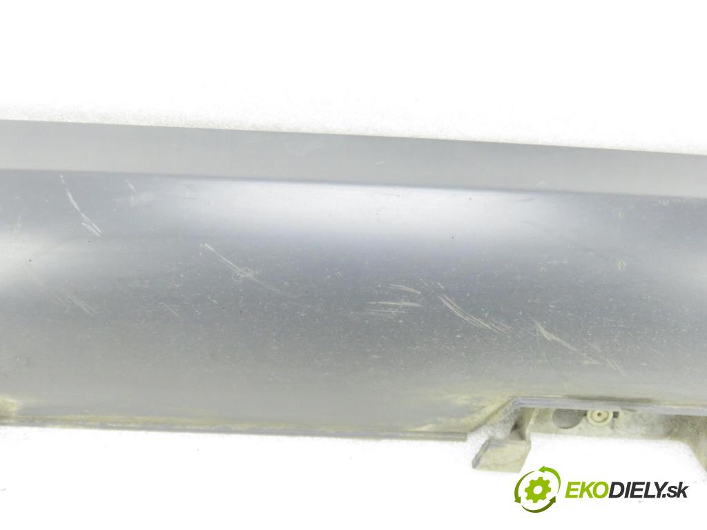 PEUGEOT 207 SW (WK_) KOMBI 2008 88,00 1.6 16V - 5FW (EP6) 1598,00 Lišta prahová vonkajšia P