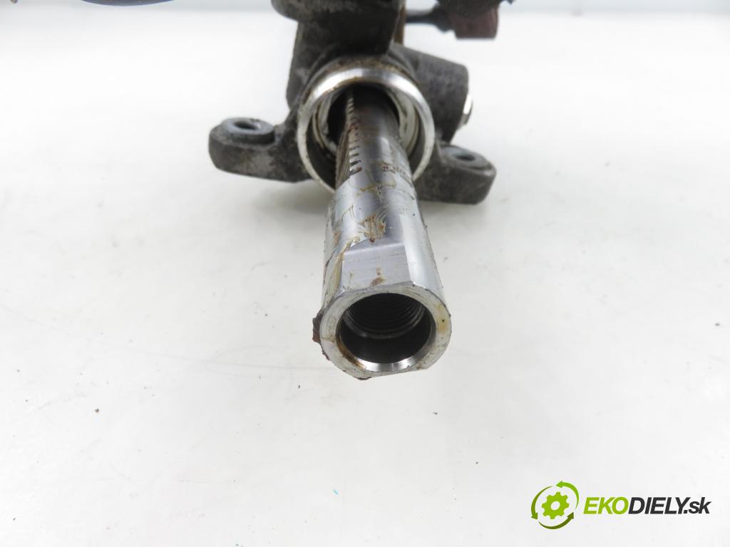 SKODA FABIA I (6Y2) HB 2001 44,00 1.4 MPi 60 - AZE 1397,00 řízení ZE posilovačem 6Q1423051S ; 6Q1423055K