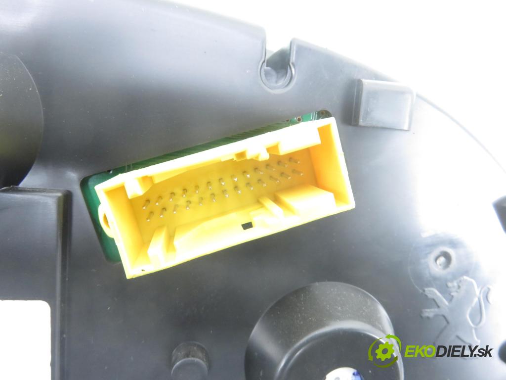 PEUGEOT 308 SW KOMBI 2008 88,00 1.6 16V - 5FW (EP6) 1598,00 prístrojovka elektrický 9665107580