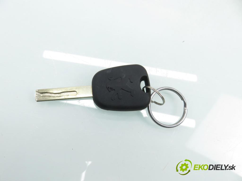 PEUGEOT 308 SW KOMBI 2008 88,00 1.6 16V - 5FW (EP6) 1598,00 spínačka 9663123280 (Spínací skříňka)