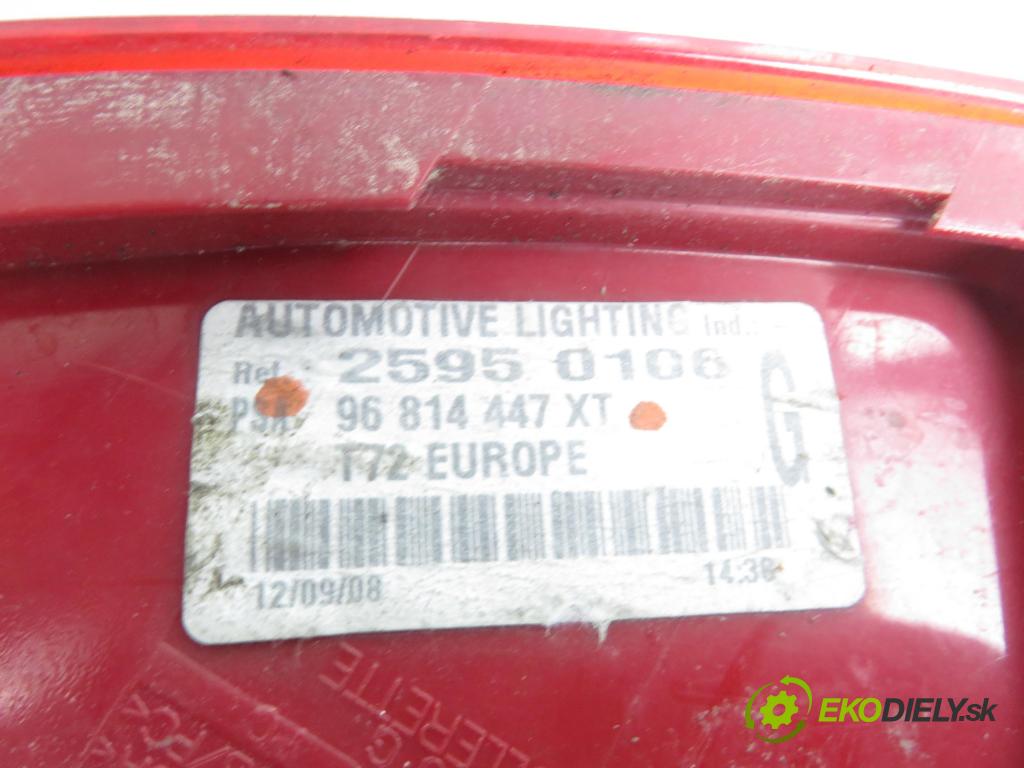 PEUGEOT 308 SW KOMBI 2008 88,00 1.6 16V - 5FW (EP6) 1598,00 světlo levé zadní 96814447XT