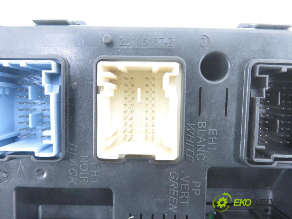 PEUGEOT 308 SW KOMBI 2008 88,00 1.6 16V - 5FW (EP6) 1598,00 MODUL BSI 966405908001