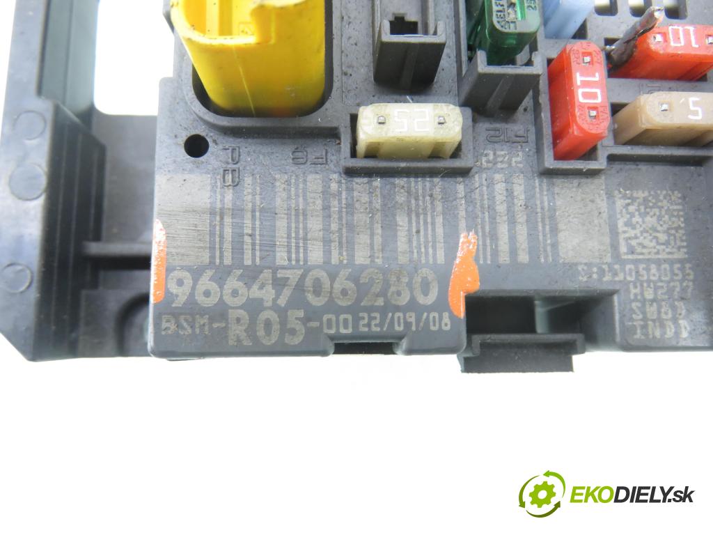 PEUGEOT 308 SW KOMBI 2008 88,00 1.6 16V - 5FW (EP6) 1598,00 MODUL BSM 9664706280