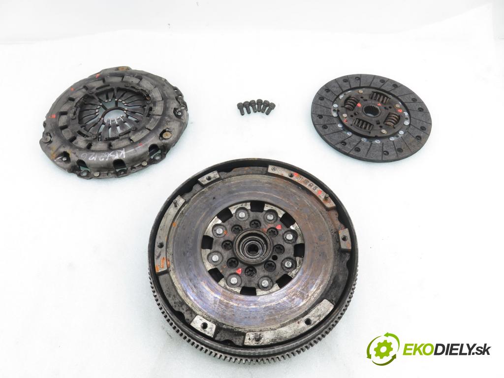 MERCEDES-BENZ KLASA C coupe (CL203) COUPE 2001 120,00 C 200 Kompressor (203.745) - M 111.955 1998,00 Koleso dvojvrstvové A0002523311 ; A0002522805 ; A1110306405