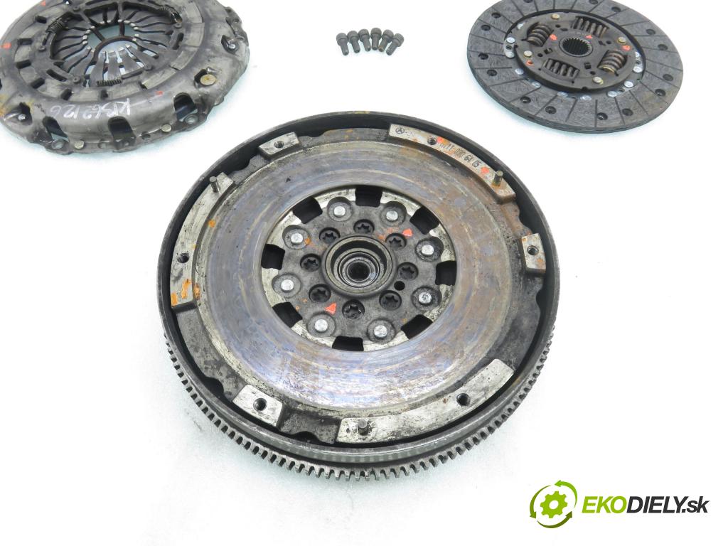 MERCEDES-BENZ KLASA C coupe (CL203) COUPE 2001 120,00 C 200 Kompressor (203.745) - M 111.955 1998,00 řemenice DUAL MASS / COMP A0002523311 ; A0002522805 ; A1110306405