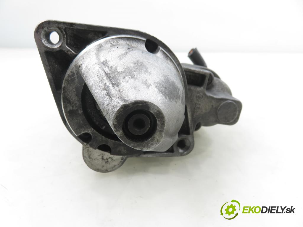 SMART CITY-COUPE (450) HB 2001 30,00 0.8 CDI R3 41 - OM 660.940 799,00 Štartér 0001106014 (Štartér)